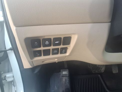 Used 2019 Nissan Pathfinder SL image 15