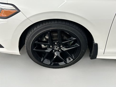 Used 2024 Honda Civic Sport image 11