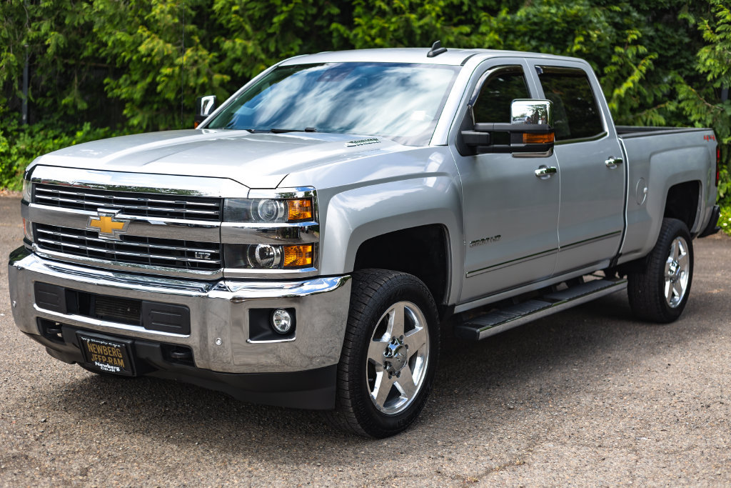Used 2015 Chevrolet Silverado 2500 LTZ w/ Duramax Plus Package AWD/4WD image 6