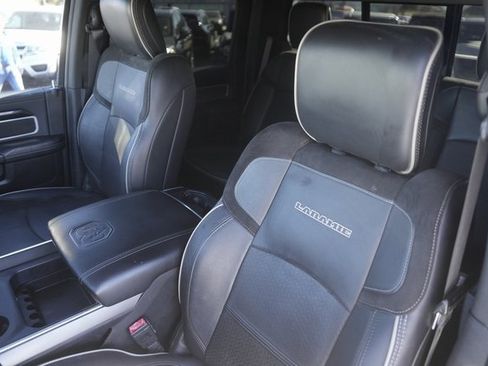 Used 2020 RAM 2500 Laramie w/ Night Edition image 10