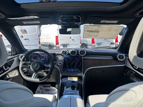 Used 2026 Mercedes-Benz GLC 300 GLC 300 image 25