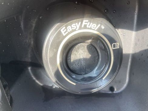 Used 2025 Ford Escape ST-Line Elite AWD/4WD image 7