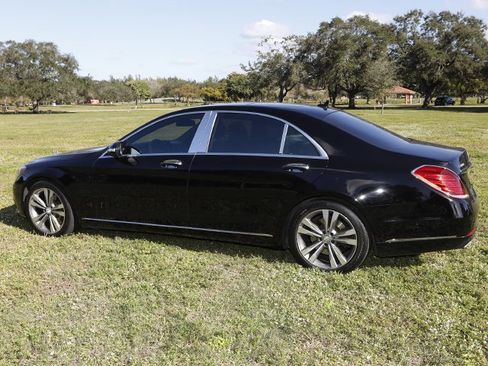 Used 2014 Mercedes-Benz S 550 Sedan image 3