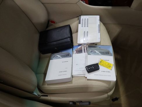 Used 2012 Lexus LS 460 w/ Comfort Pkg RWD image 25