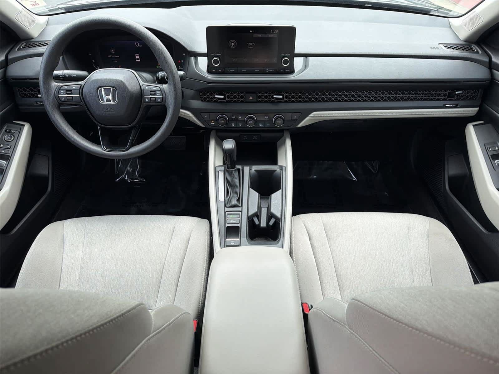 Used 2023 Honda Accord EX image 11