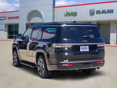 New 2026 Jeep Grand Wagoneer 2WD image 4