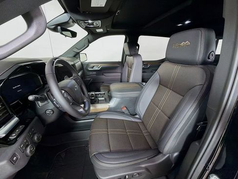 New 2026 Chevrolet Silverado 1500 High Country w/ Midnight Edition AWD/4WD image 11