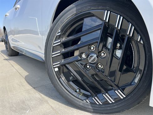 New 2026 Nissan Sentra SR image 8