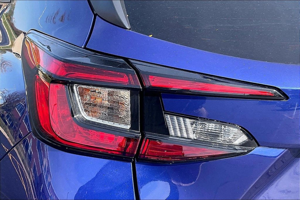 Certified 2026 Subaru Crosstrek 2.5i Premium AWD/4WD image 32