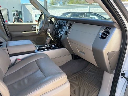 Used 2013 Ford Expedition Limited image 13