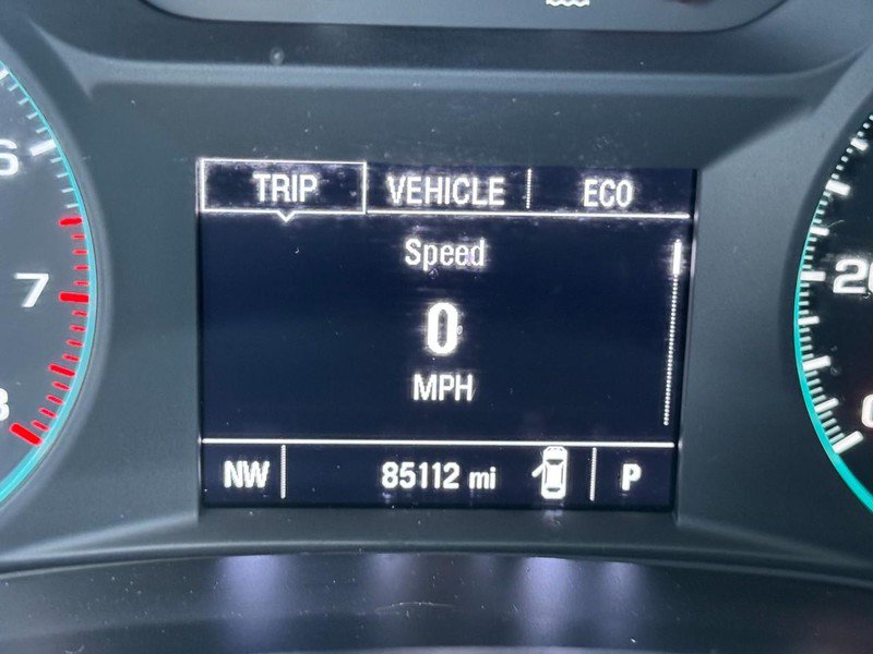 Used 2022 Chevrolet Malibu LT FWD image 18