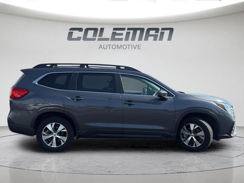 Used 2025 Subaru Ascent Premium AWD/4WD image 6
