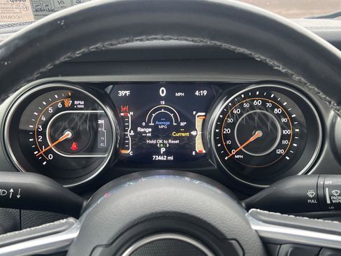 Used 2021 Jeep Gladiator Overland image 18