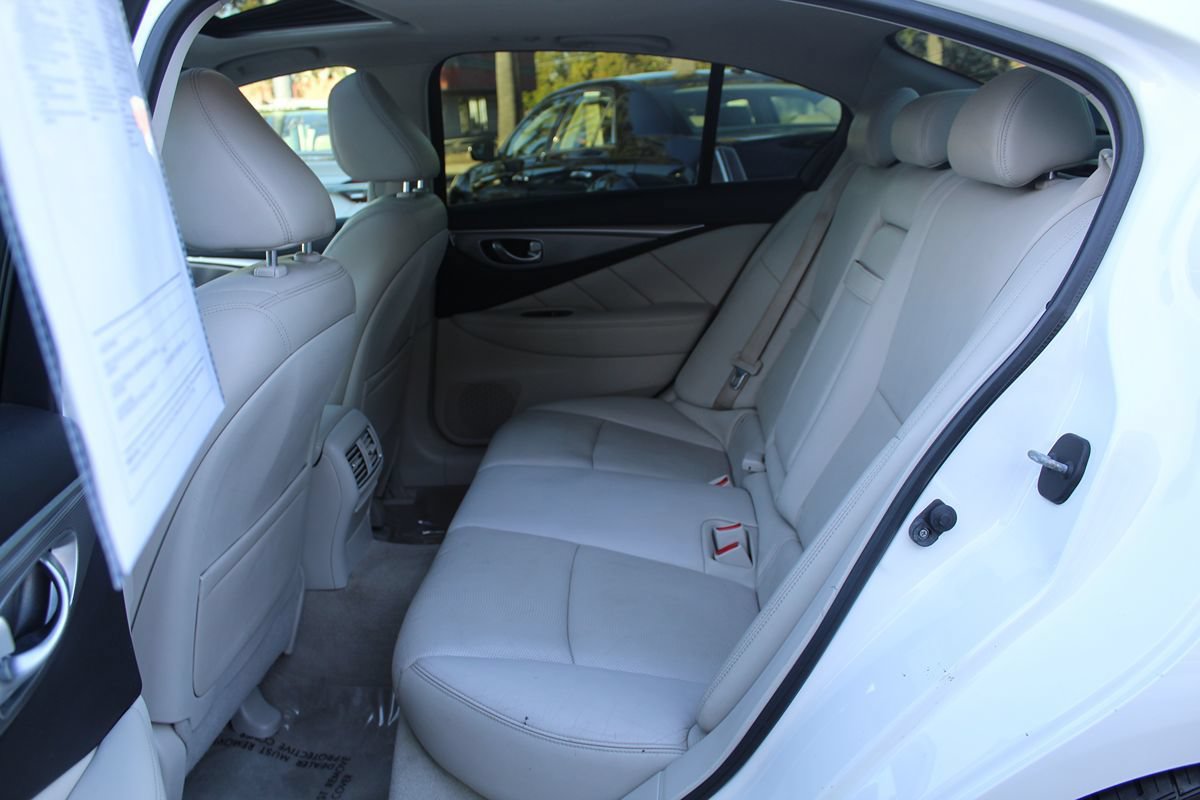 Used 2015 INFINITI Q50 Premium w/ Navigation Package RWD image 26