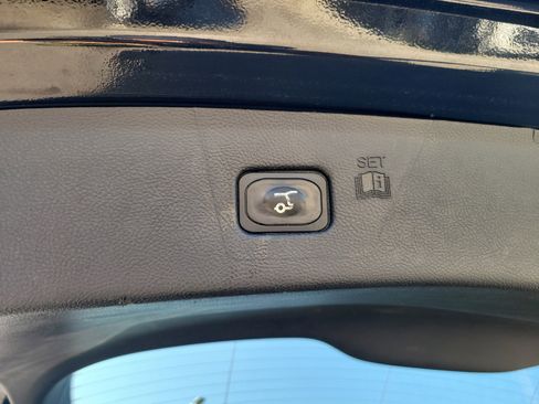 Used 2023 Ford Edge Titanium image 6