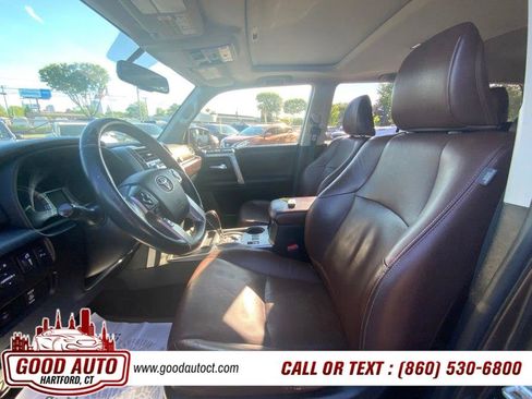 Used 2016 Toyota 4Runner Limited AWD/4WD image 10