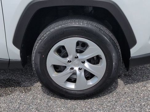 Certified 2022 Toyota RAV4 LE FWD image 11