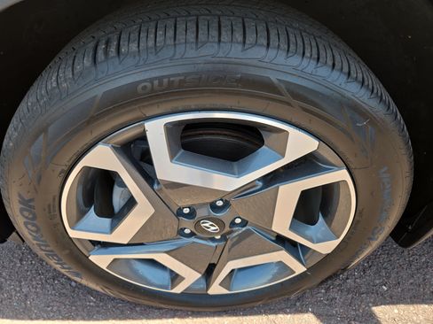 Used 2023 Hyundai Palisade Limited AWD/4WD image 12