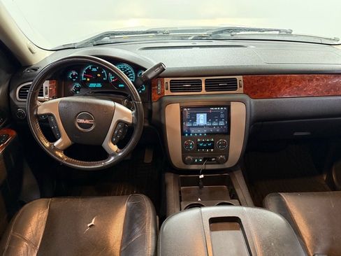 Used 2013 GMC Sierra 2500 SLT w/ Suspension Package, Off-Road image 14