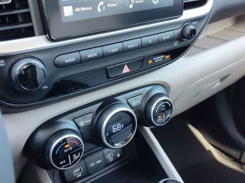 New 2026 Hyundai Venue SEL FWD image 22