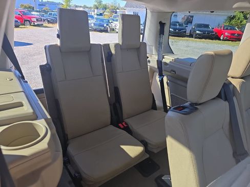 Used 2010 Land Rover LR4 HSE image 14