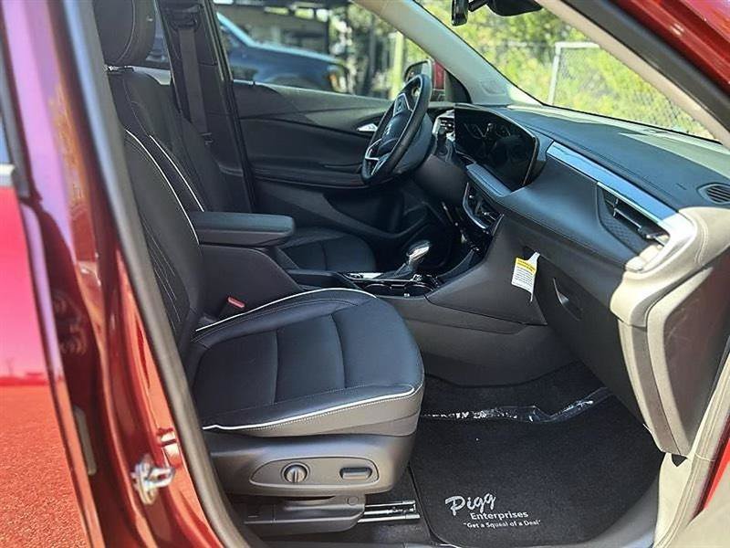 Used 2024 Buick Encore GX Avenir AWD/4WD image 11