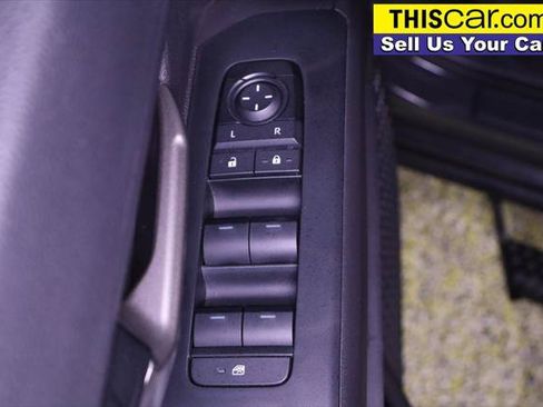 Used 2025 Toyota Tacoma TRD Off-Road AWD/4WD image 34