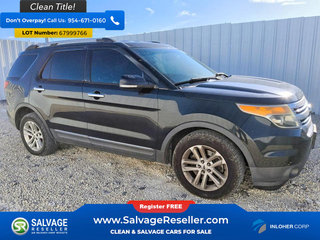 Used 2014 Ford Explorer XLT w/ Equipment Group 202A FWD image 5