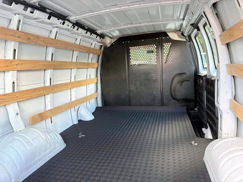Used 2025 Chevrolet Express 2500 w/ Driver Convenience Package RWD image 11