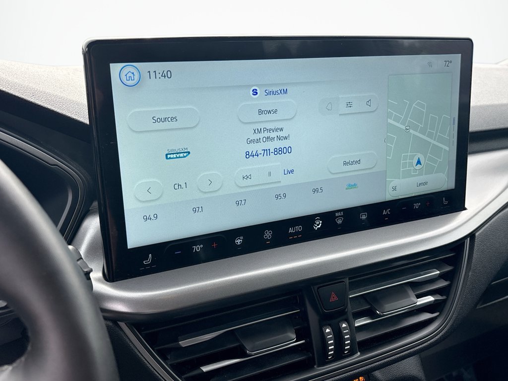 Used 2025 Ford Escape SE FWD image 31
