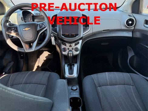 Used 2016 Chevrolet Sonic LT image 13