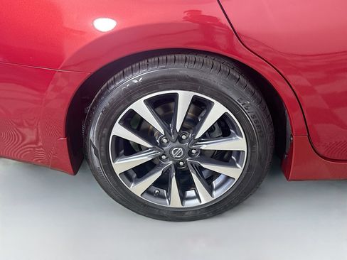 Used 2017 Nissan Altima 2.5 SV FWD image 33