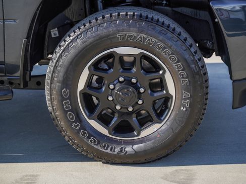 Used 2025 RAM 2500 Laramie image 7