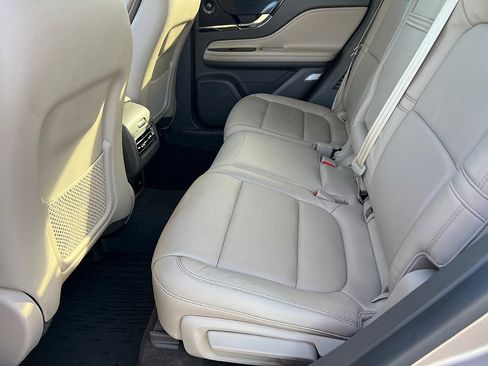 Used 2020 Lincoln Corsair Reserve w/ Equipment Group 201A image 7