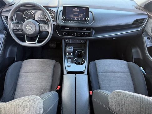 Used 2021 Nissan Rogue S image 9