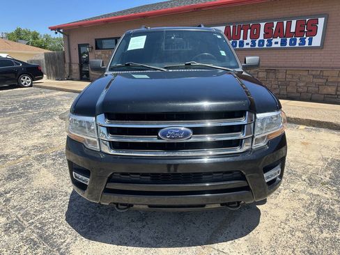 Used 2017 Ford Expedition EL XLT AWD/4WD image 4
