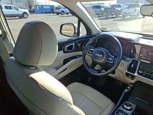 Used 2023 Kia Sorento EX image 15