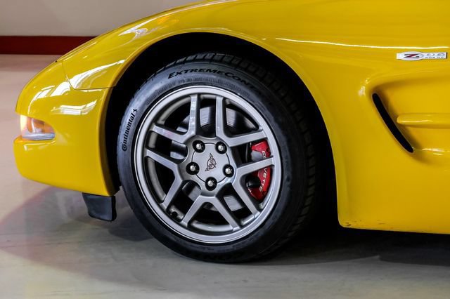 Used 2003 Chevrolet Corvette Z06 w/ Memory Package, 3 Drivers RWD image 41