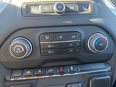 Used 2022 Chevrolet Silverado 1500 W/T w/ WT Value Package image 14