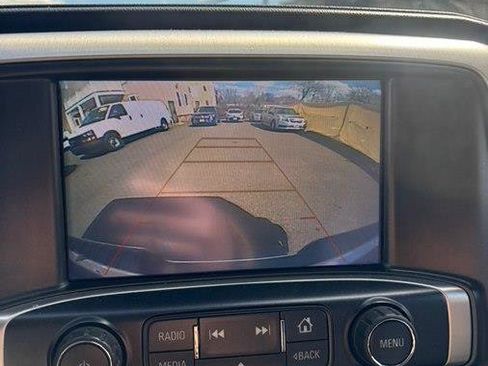 Used 2018 GMC Sierra 1500 SLE w/ SLE Value Package AWD/4WD image 13