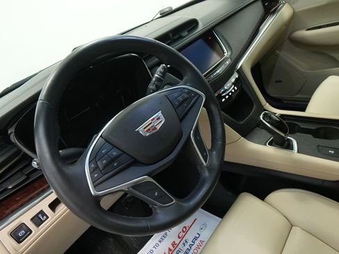 Used 2017 Cadillac XT5 Luxury w/ LPO, Wheel Lock Package image 12