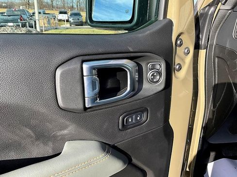 New 2026 Jeep Gladiator Mojave image 12