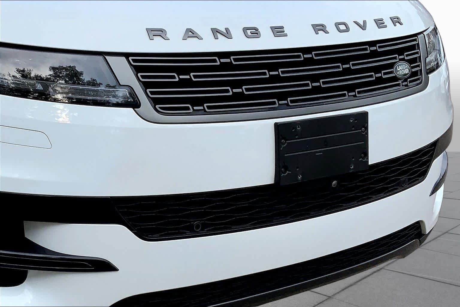 Used 2023 Land Rover Range Rover Sport SE AWD/4WD image 30