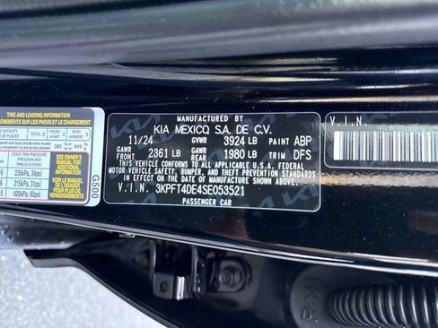 Used 2025 Kia K4 FWD image 28