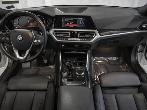 Used 2019 BMW 330i Sedan w/ Driving Assistance Package image 21