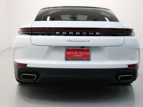 Used 2024 Porsche Panamera 4 image 71