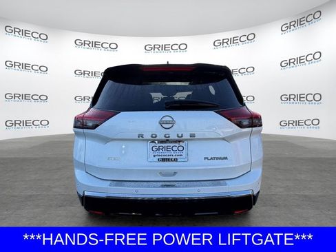 Certified 2024 Nissan Rogue Platinum w/ Platinum Premium Package FWD image 6