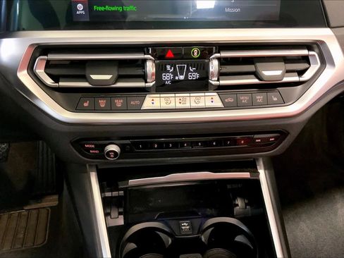 Certified 2023 BMW 430i xDrive Convertible w/ Premium Package image 34