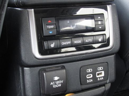 Used 2023 Subaru Ascent Touring w/ Popular Package #2A image 34