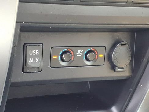 Used 2017 Toyota 4Runner Limited AWD/4WD image 14